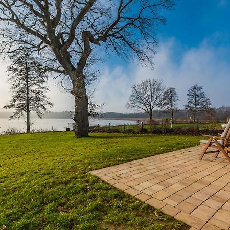 5 Sterne Ferienhaus Direkt Am See Mit Sauna-Kamin-Garten Krakow am See Εξωτερικό φωτογραφία