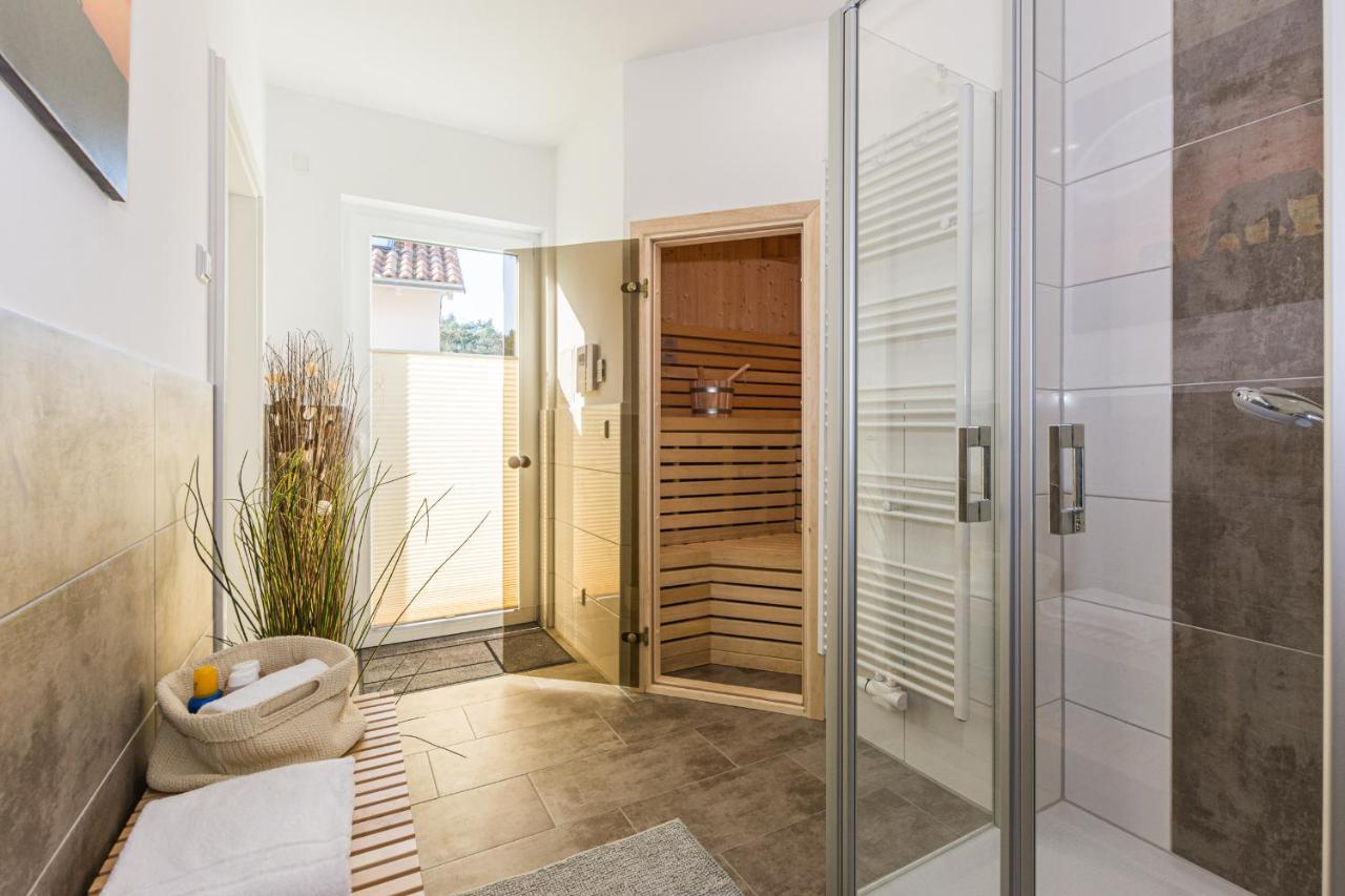 5 Sterne Ferienhaus Direkt Am See Mit Sauna-Kamin-Garten Krakow am See Εξωτερικό φωτογραφία